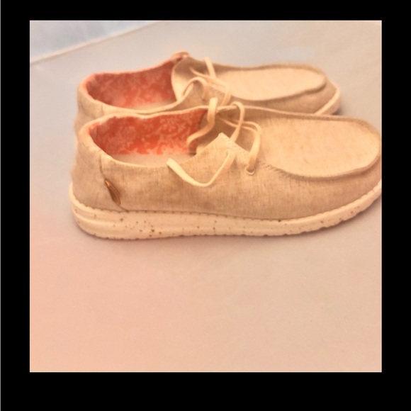 Hey Dude Women's Chambray Shoes - Cream size 9 - Picture 3 of 8
